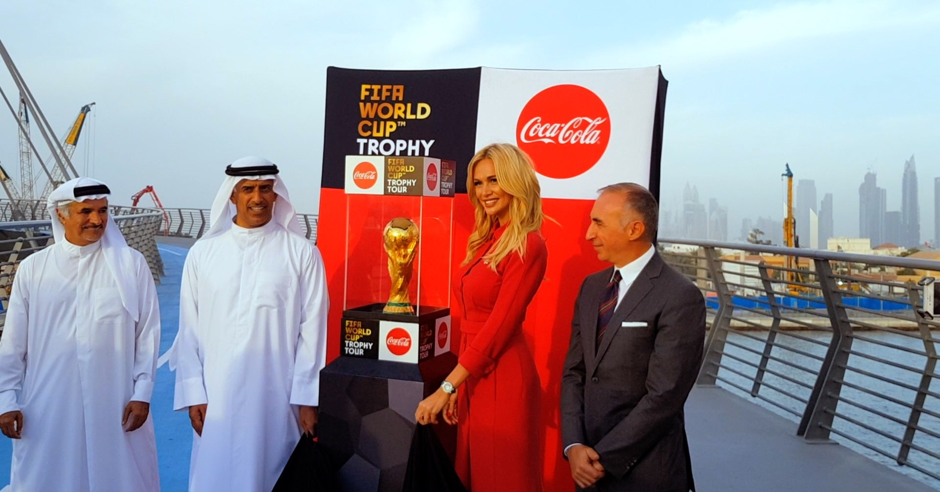 Dubai Fifa World Cup Trophy Tour With Coca Cola Insydo 6814